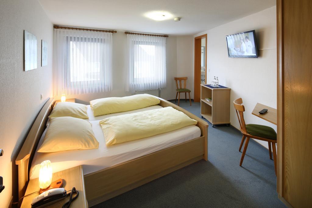 Landgasthof Kaiser Bad Wunnenberg Room photo