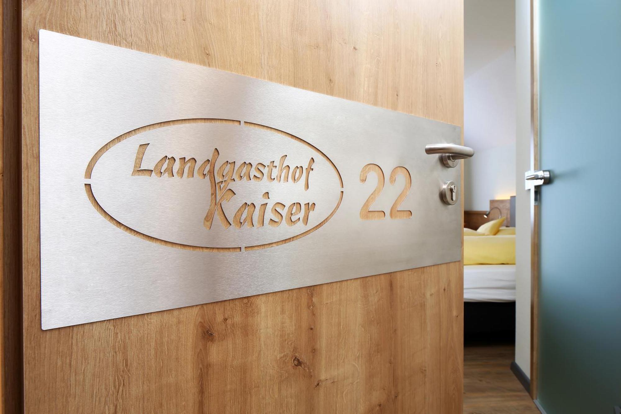 Landgasthof Kaiser Bad Wunnenberg Exterior photo